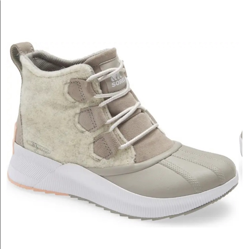 SOREL Out N About III Waterproof Boot | Dove Peach Blossom | Size 9